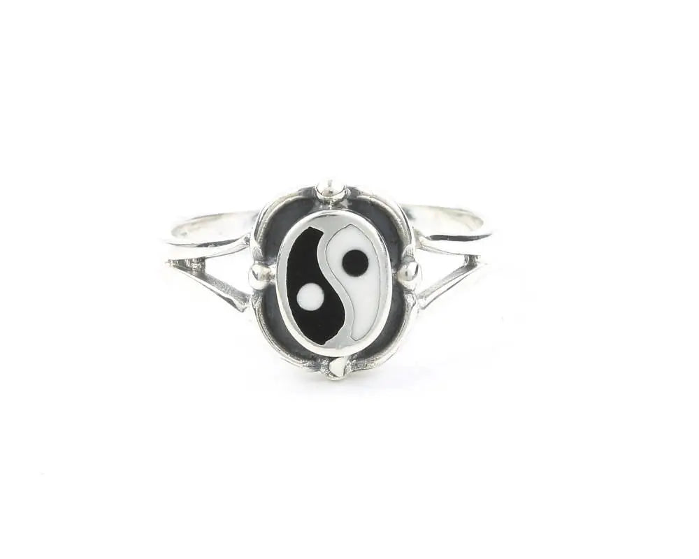 Yin Yang Ring