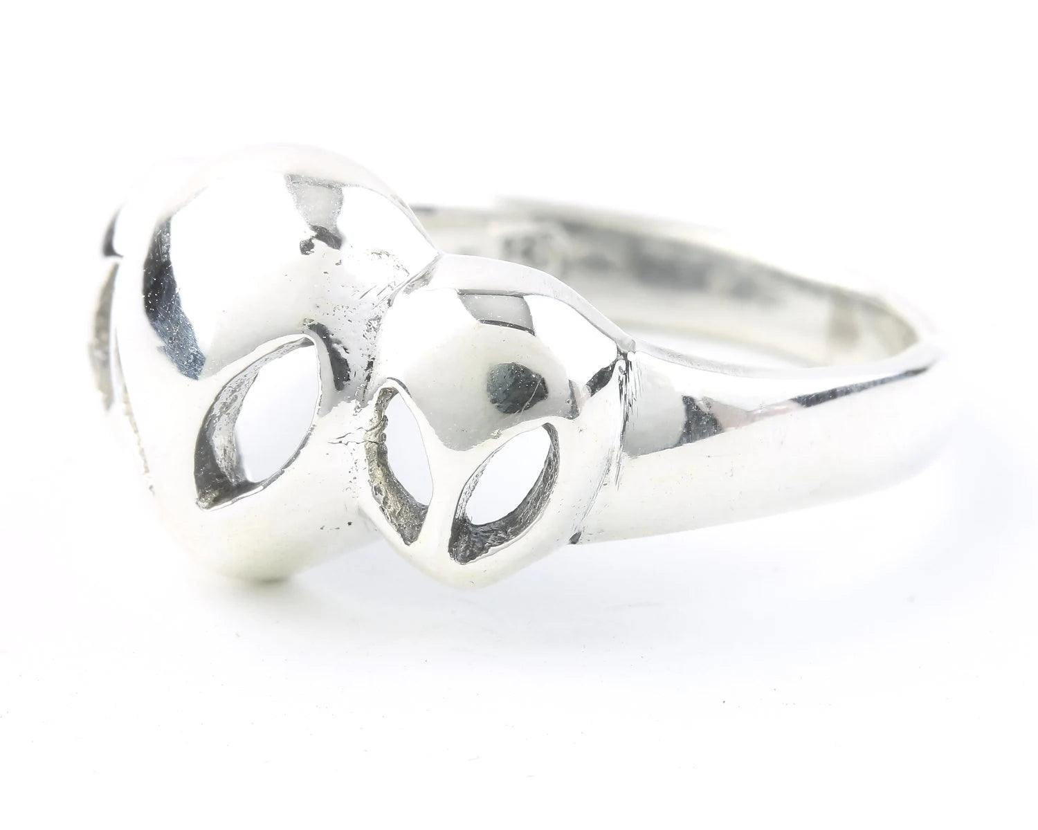 Alien Ring